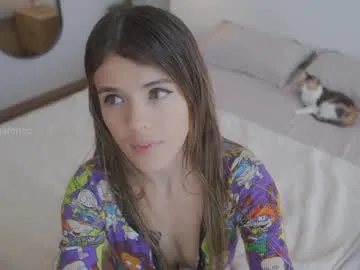 Freechat rebeccastonee on Chaturbate