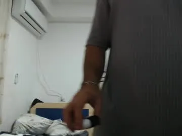 Freechat revivedunknown on Chaturbate