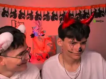 Freechat rico_steel on Chaturbate