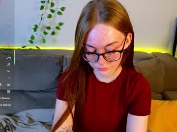 roxy_sunny — GOAL: Lick nipples [90 tokens remaining] Today in my show there will be a fact car come in and try it #bigboobs #teen #redhead #bigass #lovense