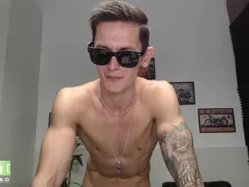 rustynf1tz — gooning till cum) @rustynf1tz #Muscle #Feet #Dance #Flex #Striptease #cum [1500 tokens remaining]