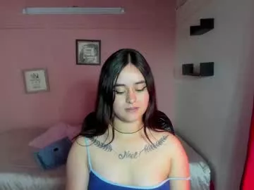 Freechat sendella_ on Chaturbate