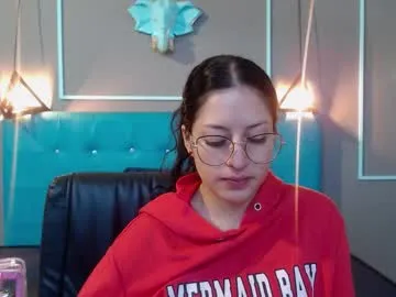 sofia_white3 — Fit body, dirty mind Special pattern 10 #sexy #cameltoe #18 #leggings #deepthroat