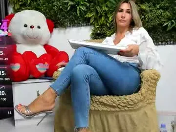 sweetcherry30_ on Chaturbate 