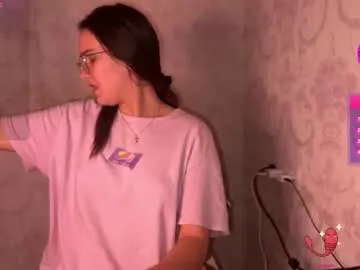 the_princese — Pull down my shorts and spank my ass #new #bigass #longhair #smalltits #braces #young *PVT is open* [69 tokens remaining]