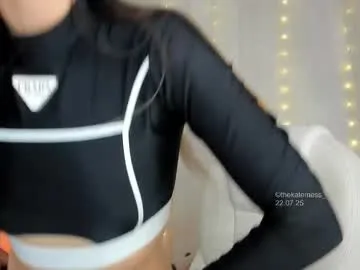Freechat thekatemess_ on Chaturbate