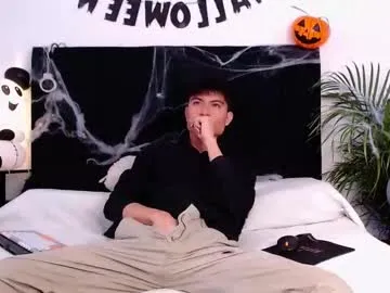 thomasbennett_ — big cum  #new #bigcock #asian #cum #18 [892 tokens remaining]