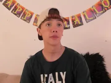 Freechat timothy_ross on Chaturbate