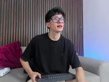 Group troy_rouge on Chaturbate