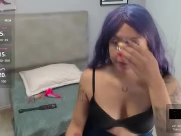 valevicious — suck dildo [25 tokens left] 