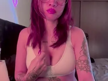 venicebtch666 — Anal show [1515 tokens left] It's halloween!! My fav patterns 100/160/200 #bigboobs #new #anal #squirt #cosplay