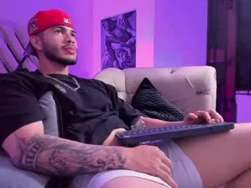 vincentblack_ — GOAL: Naked + Jerk [230 tokens remaining] Hi  #New Ready for fun, Ready for Fuck Follow me in me Social media #bigcock #cum #new #muscle #latino