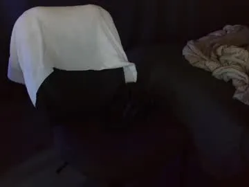 Freechat xxxjrstrokesxxx on Chaturbate