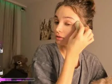 Freechat your__voice on Chaturbate