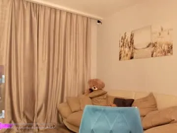 Freechat your__voice on Chaturbate