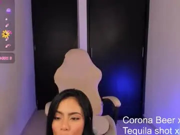 Freechat zoeesonniee on Chaturbate