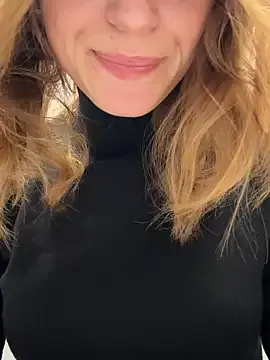 Freechat -AngelAri- on StripChat