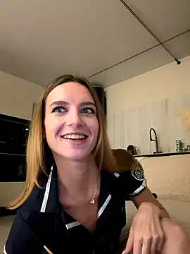 Freechat -AngelAri- on StripChat