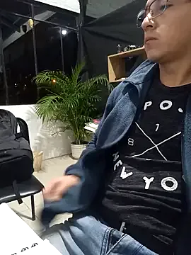 Freechat 97banana on StripChat