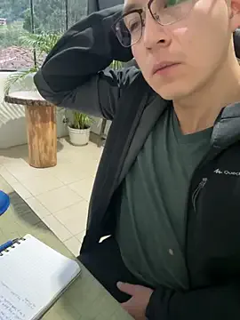 Freechat 97banana on StripChat