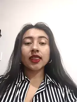 Freechat _Sarah-Office1 on StripChat