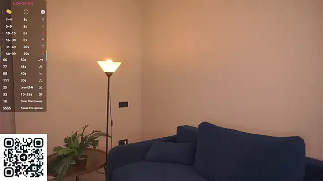 Freechat AdrianaCoenen on StripChat