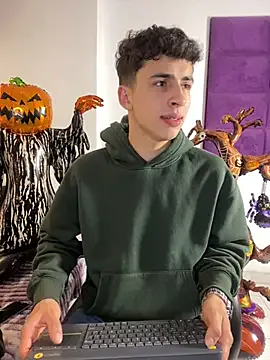 AdrianRinaldi — Show bigg cum