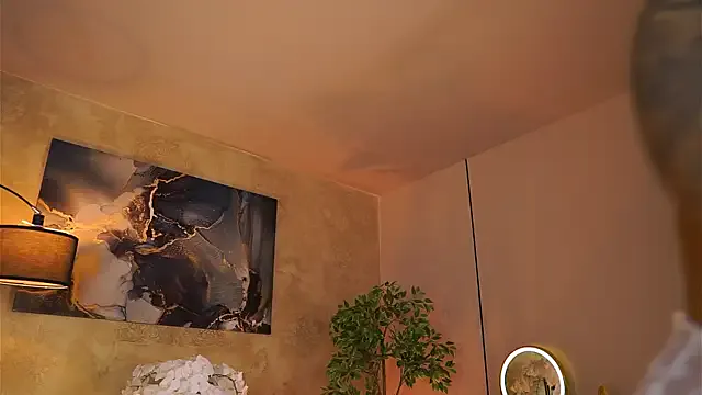 StripChat AishaaDevoe is Freechat AishaaDevoe — Laying naked cuddling on the sofa