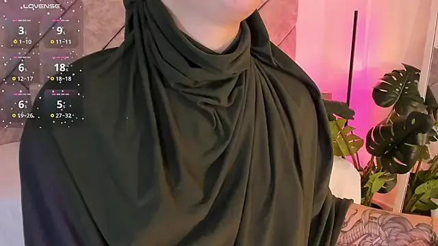 anna-henao on StripChat 