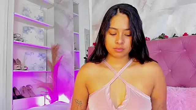 AnnaQueen_ on StripChat 