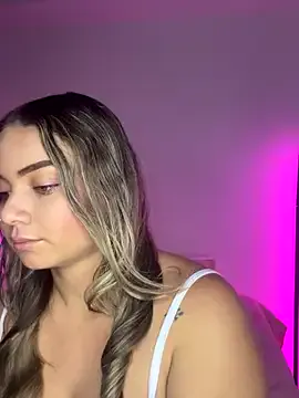 Freechat AnnyLopezzz_ on StripChat