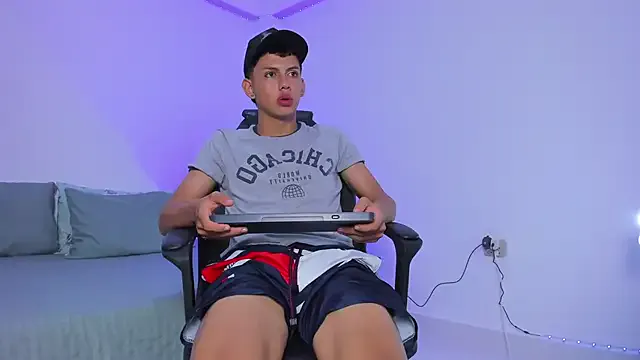 Axel_Cody_ — SHOW CUM 