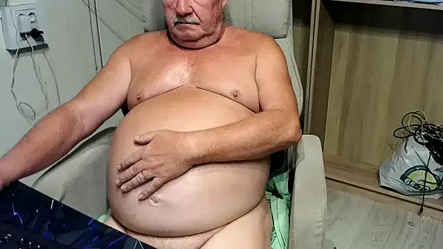 Freechat barenfan on StripChat