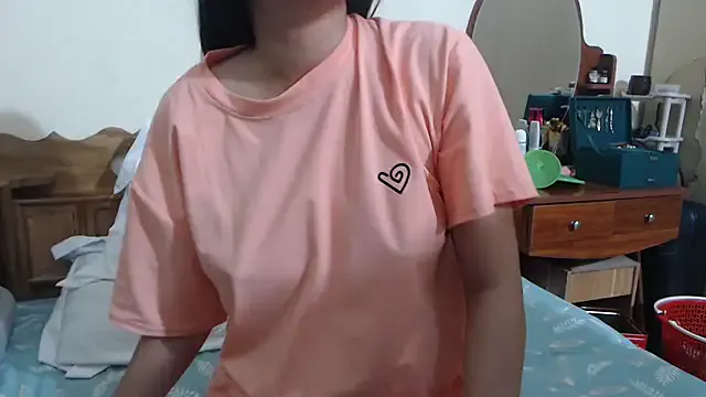 Freechat Beautiful_Cute_Sweet_79 on StripChat