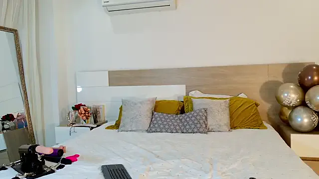 Private BeckySalas on StripChat