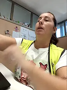 Freechat bichota85 on StripChat