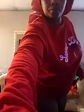 Freechat BigbootyNickyx on StripChat