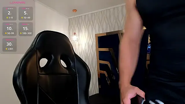 Freechat Brad_Summer on StripChat