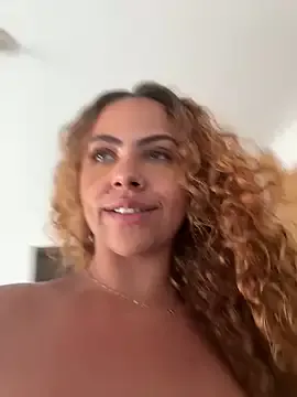 Chloe_Leaozinho — Fazer leaozinho gozar gostoso