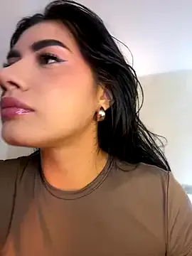 Freechat clarachanelricek on StripChat