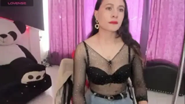 Freechat Coral_Gibson on StripChat