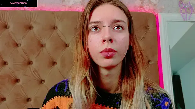 CoraVex — Group on StripChat