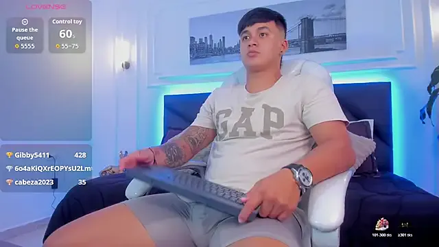 StripChat Cristopher_strong is Freechat Cristopher_strong — MAKED ME HORNY AND POV MASTURBATION