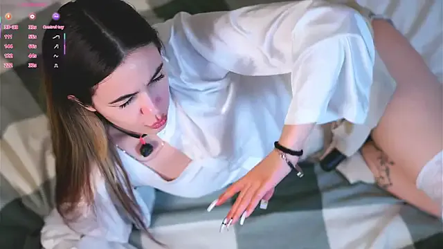 Freechat CupSizeGirl on StripChat