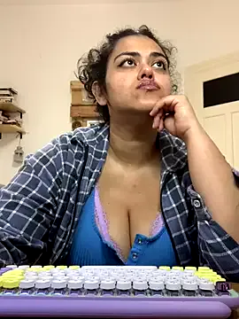 Freechat Curvydesifromgermany on StripChat