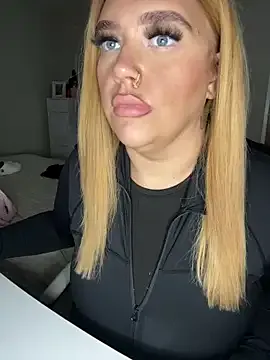 CurvyGirlMyla — HELP TOWARDS MY CAR 