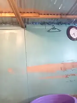 Freechat curvyloneah75 on StripChat