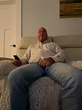 cyclone8888 — Freechat on StripChat