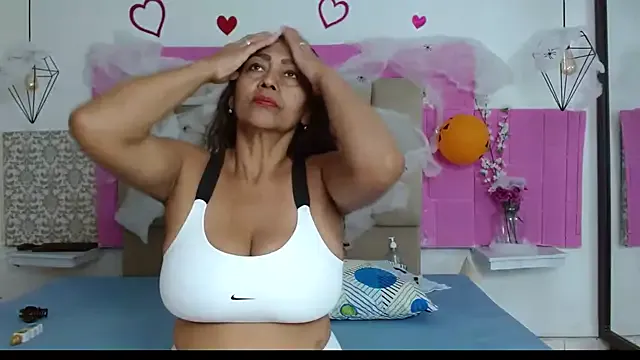 Damary_Leon on StripChat 