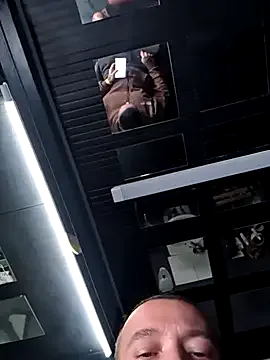 DarkDea — Blowjob in Public Park